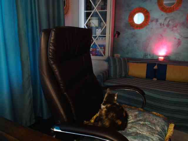 Amasha111 webcam