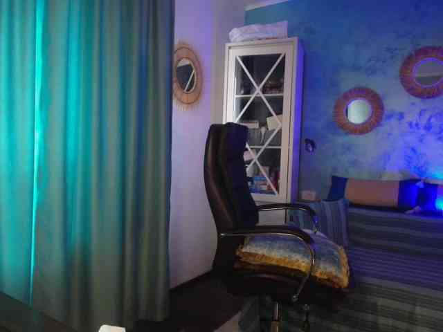 Amasha111 webcam