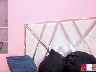 ShantalAddams's Live Webcam