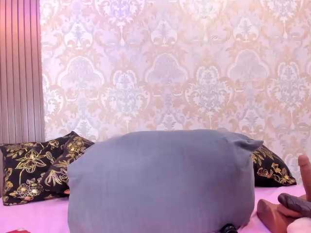 ShantalAddams, en vivo ahora en BongaCams