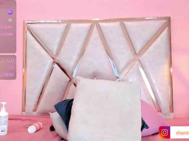 ShantalAddams webcam