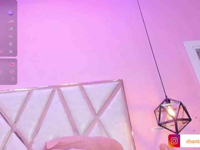 ShantalAddams webcam