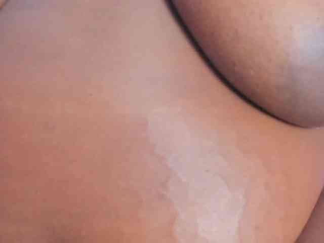 ShantalAddams webcam