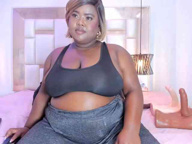 ShantalAddams webcam