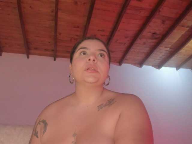 thecurvygirl