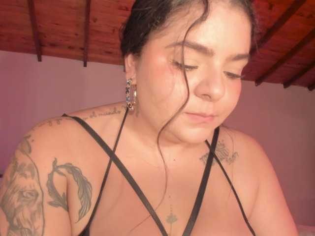 thecurvygirl