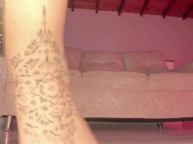 thecurvygirl live webcam show