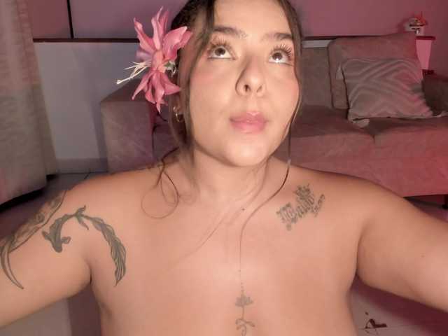 thecurvygirl