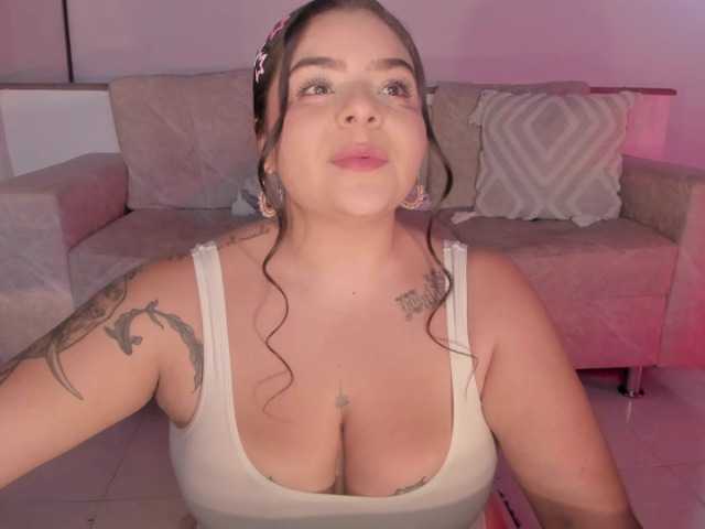 thecurvygirl