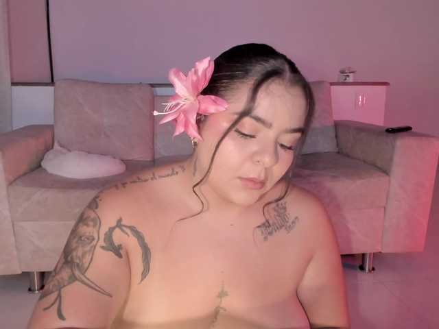 thecurvygirl