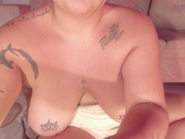 thecurvygirl