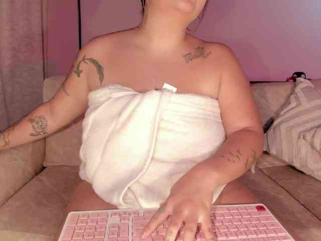 thecurvygirl