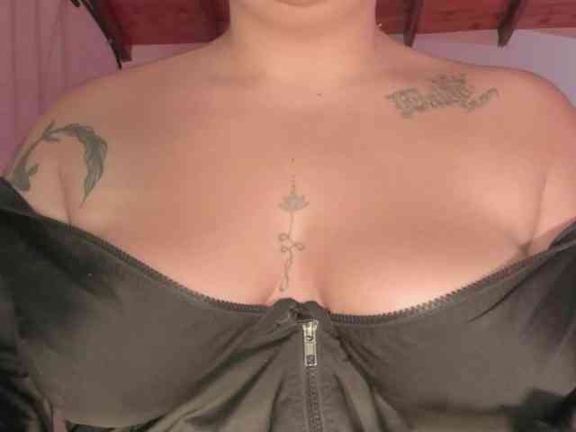 thecurvygirl webcam