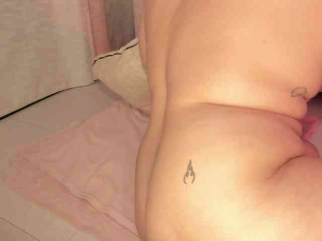thecurvygirl webcam