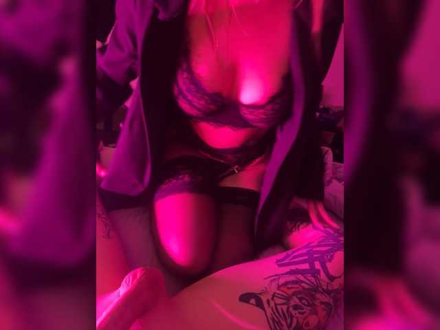 zlnttt live sex show