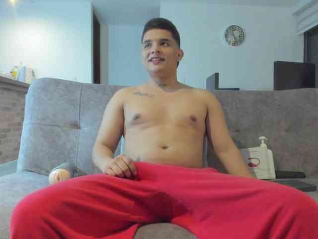 Martinjhonsom13 Sex Cam Show