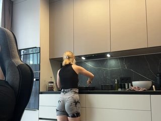 xKeryB Porn Show