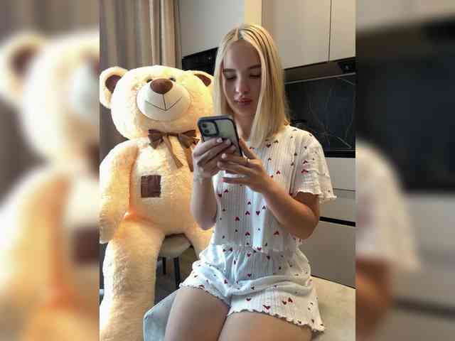 Xkeryb's cam show statistics and live stream