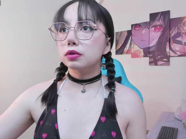Julietacott live cam on BongaCams