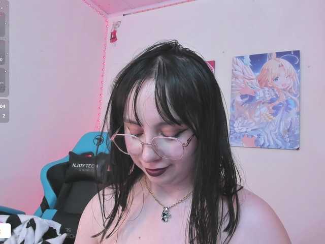 Julietacott live cam on BongaCams