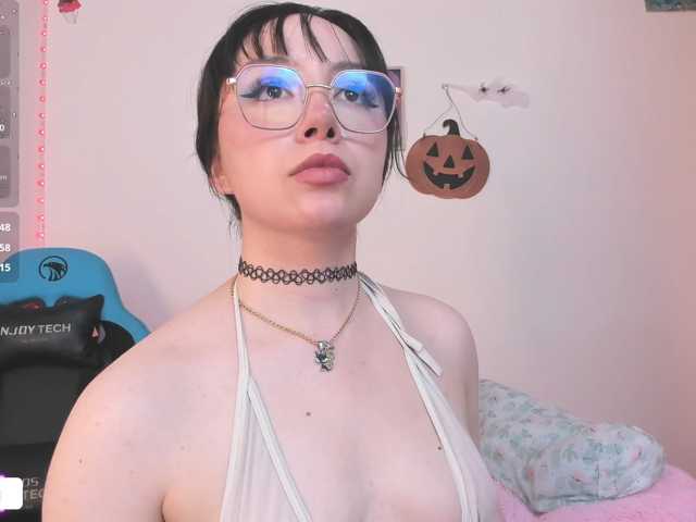 Julietacott live cam on BongaCams