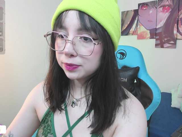 Julietacott live cam on BongaCams