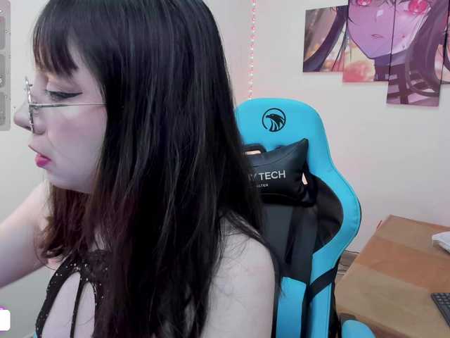 Julietacott live cam on BongaCams