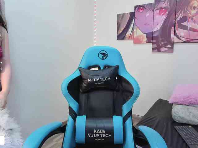 JulietaShelby webcam