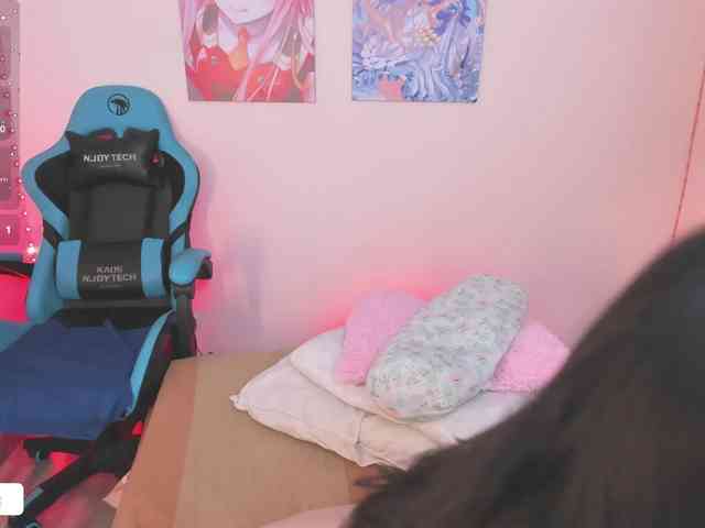 JulietaShelby webcam