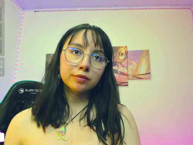 JulietaShelby webcam