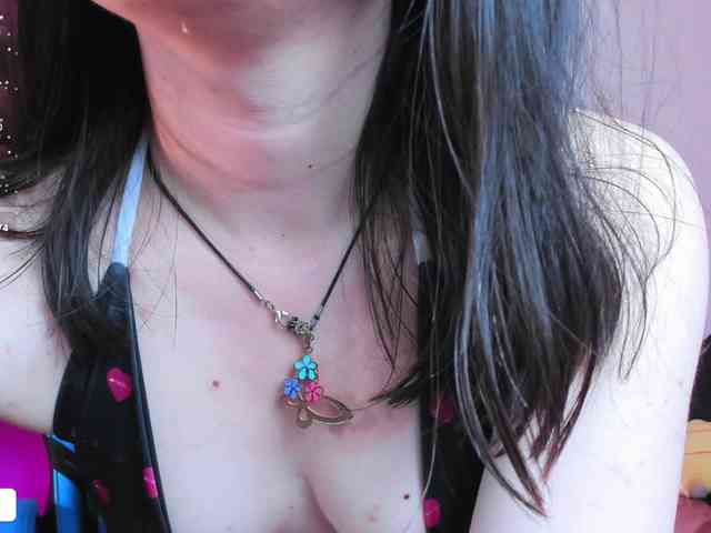 JulietaShelby webcam