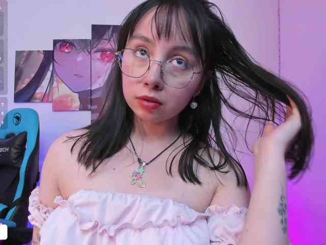 JulietaShelby webcam