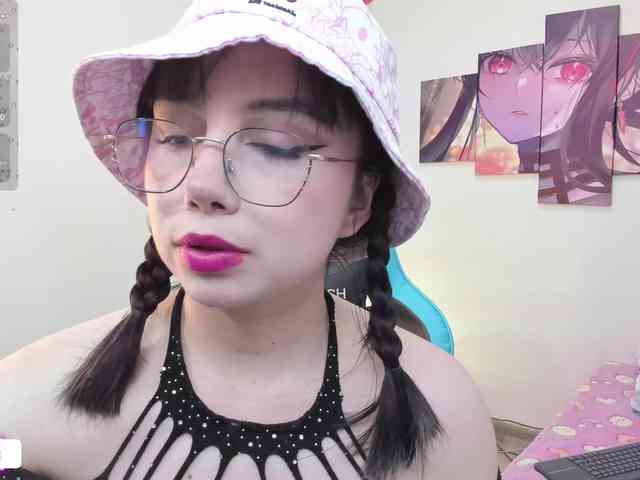 JulietaShelby webcam