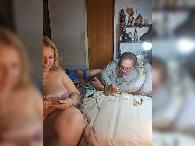 Leoncarpita live webcam show
