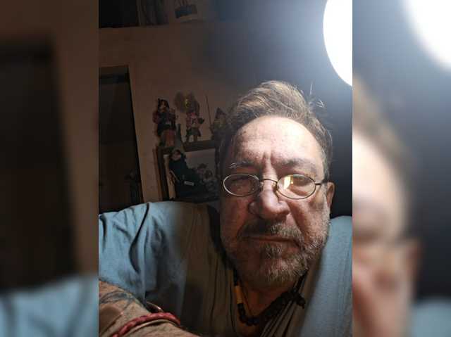 Leoncarpita live cam preview