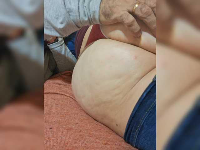 Leoncarpita live cam on BongaCams