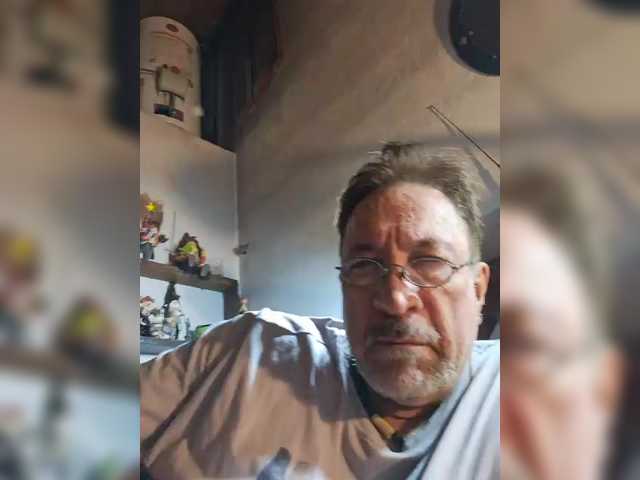 Leoncarpita — live couple cam