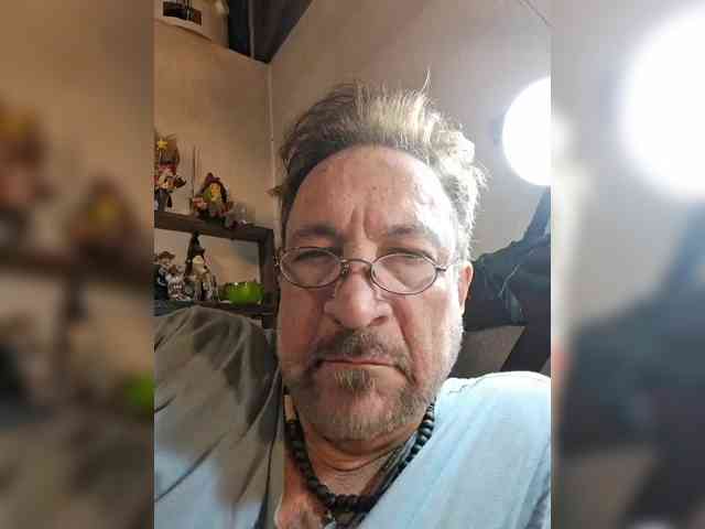 Leoncarpita webcam