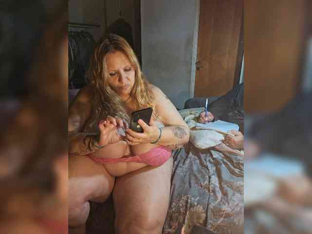 Leoncarpita webcam