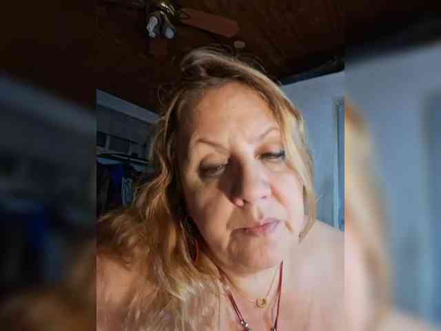 Leoncarpita webcam