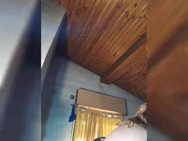 Modelo: Leoncarpita
