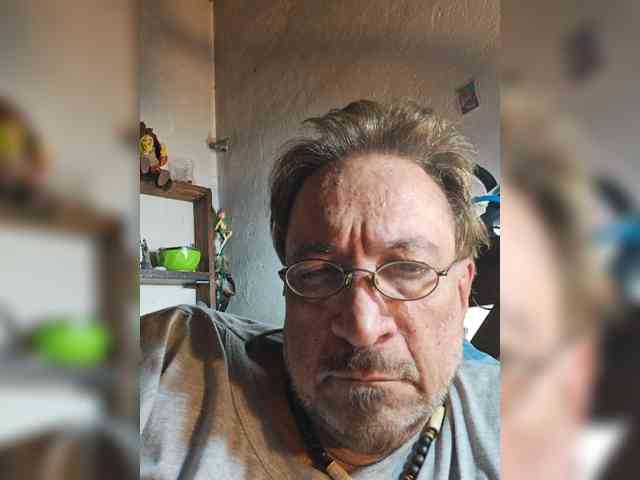 Leoncarpita webcam