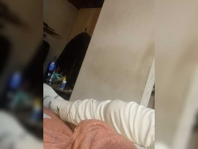 HOTBABYSUCKS1 live cam on BongaCams