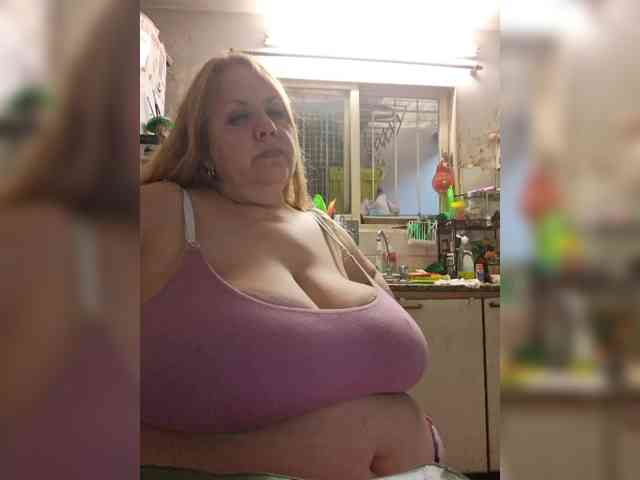 HOTBABYSUCKS1 HOTBABYSUCKS1