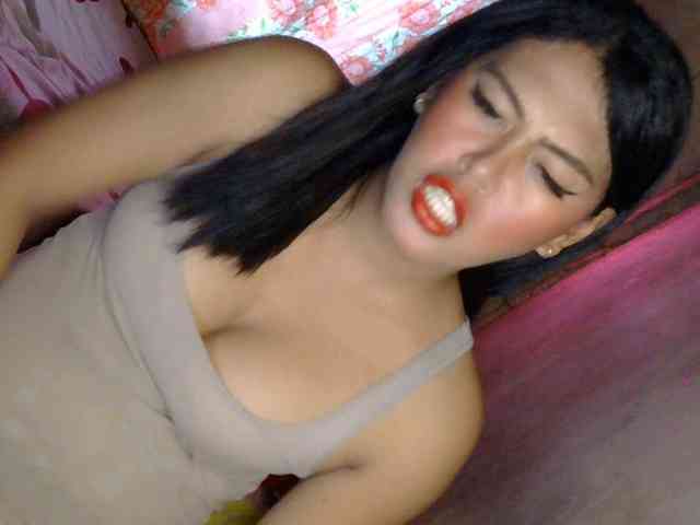 Chexylog Live Webcam on BongaCams