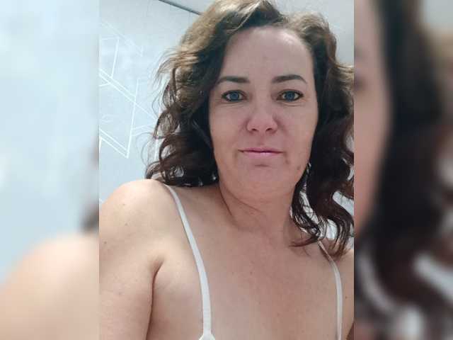 Danozka live cam on BongaCams