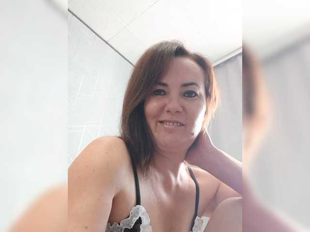 Danozka live cam on BongaCams