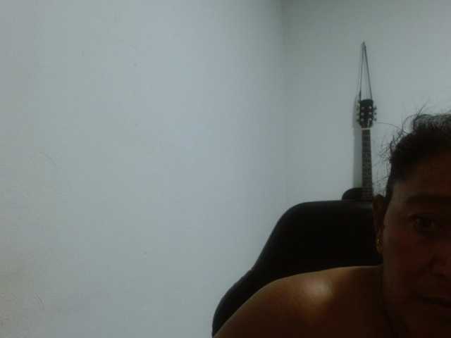 katiamature live cam on BongaCams