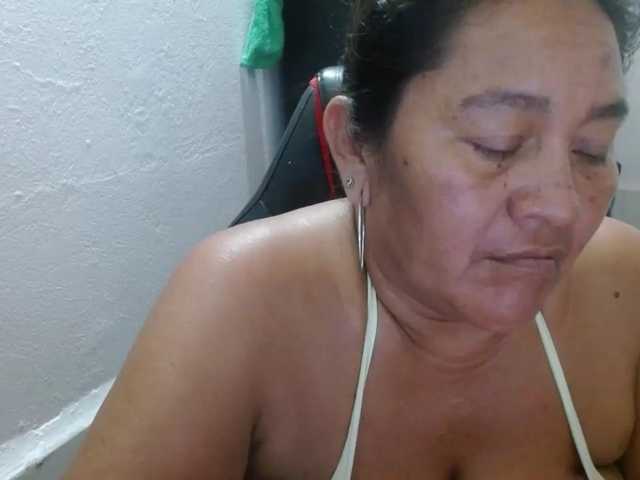 katiamature live cam preview