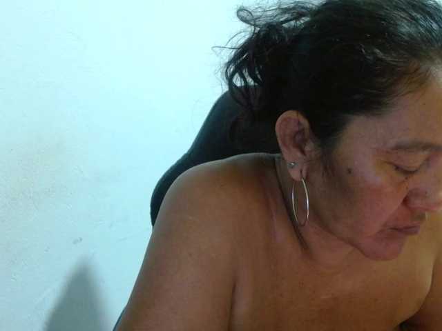 katiamature live cam preview